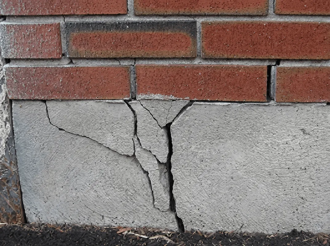 Concrete foundation with serious structural damage in South Bend, IN